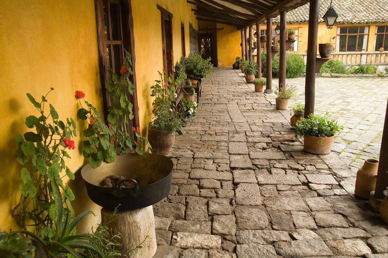 Hacienda San Agustin De Callo Lasso Kültér fotó