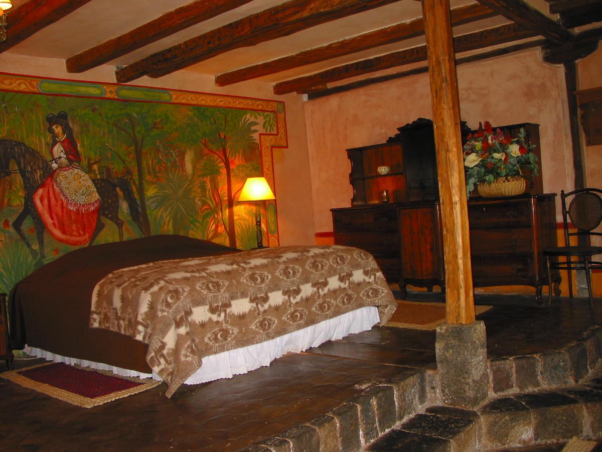 Hacienda San Agustin De Callo Lasso Kültér fotó